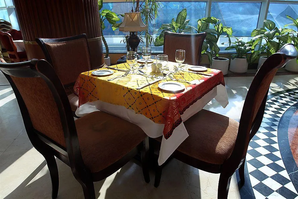 *****  Grand Excelsior Hotel Schardscha Vereinigte Arabische Emirate